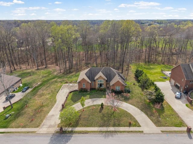 208 Markie Drive, Clarksville, TN 37043
