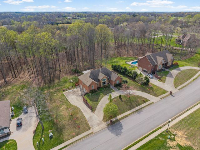 208 Markie Drive, Clarksville, TN 37043