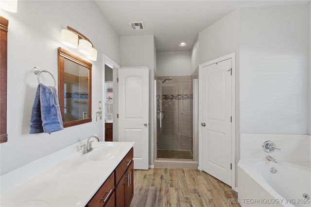 808 E Seattle Street, Broken Arrow, OK 74012