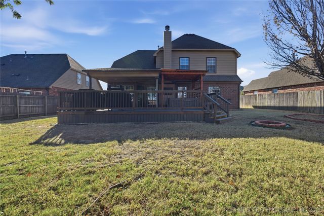 808 E Seattle Street, Broken Arrow, OK 74012