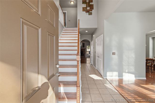 808 E Seattle Street, Broken Arrow, OK 74012