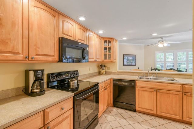 28 Uno Lago Drive, Juno Beach, FL 33408