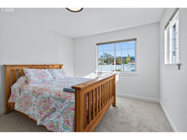 3721 JOE Ave, Roseburg, OR 97471