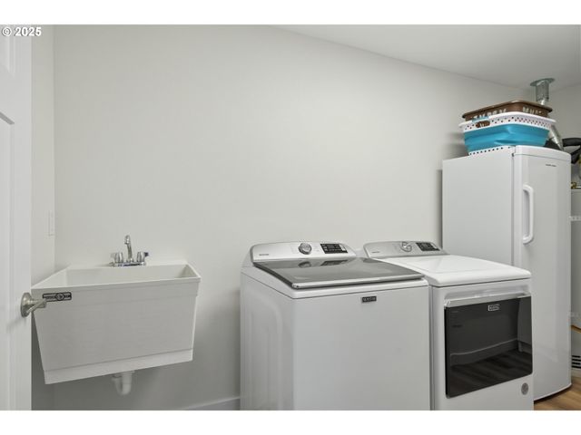 3721 JOE Ave, Roseburg, OR 97471