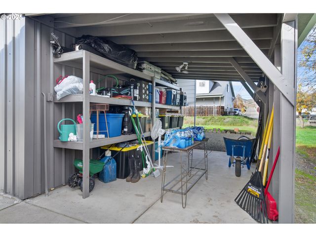 3721 JOE Ave, Roseburg, OR 97471