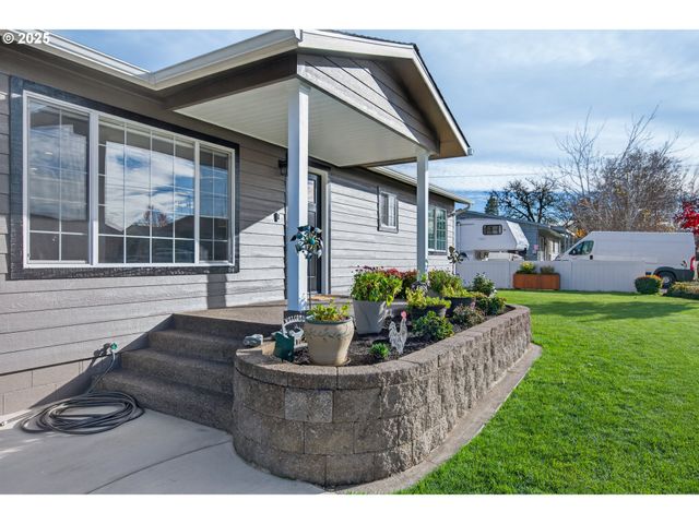 3721 JOE Ave, Roseburg, OR 97471