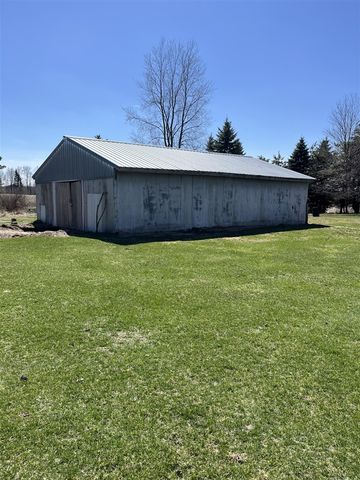 1337 21 Mile Road, Barryton, MI 49305