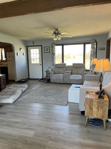 1337 21 Mile Road, Barryton, MI 49305