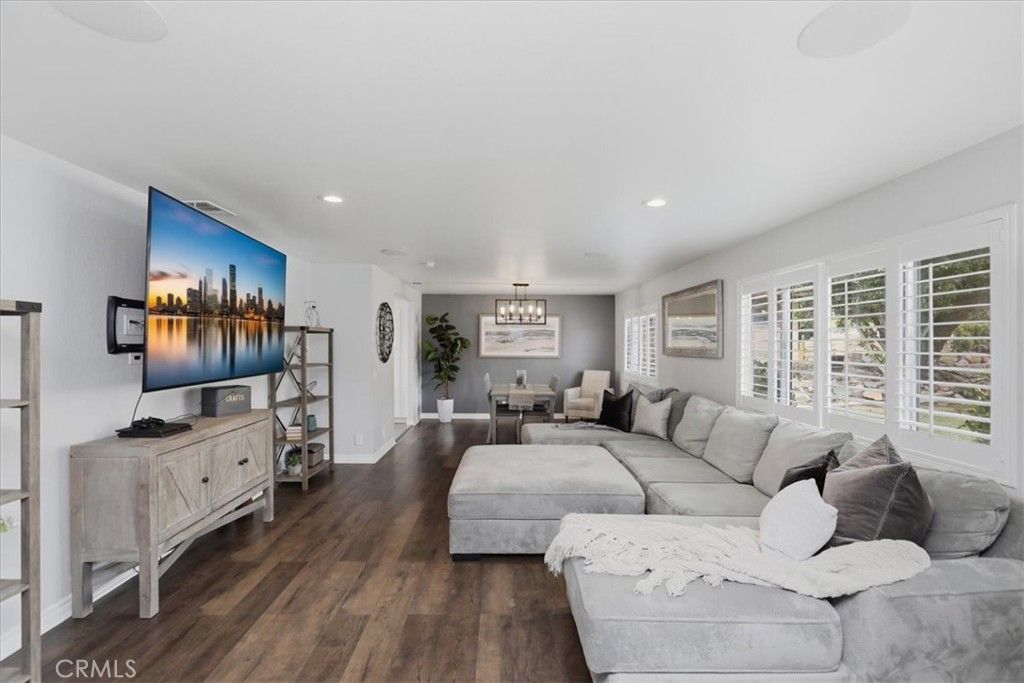 Image 2 of property listing at 4130 Mount Verde, Norco, CA 92860