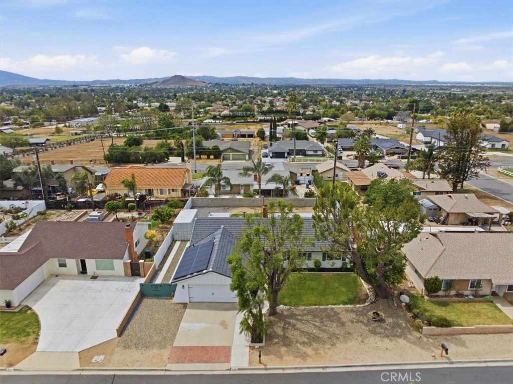 Image 7 of property listing at 4130 Mount Verde, Norco, CA 92860