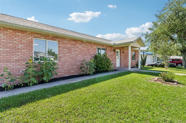 985 10TH AVENUE, Deland, FL 32724