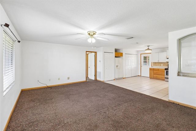 985 10TH AVENUE, Deland, FL 32724