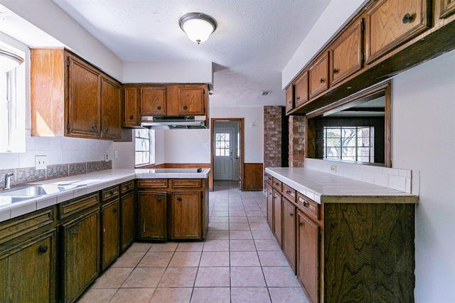 15014 Carol Chase Circle, Missouri City, TX 77489