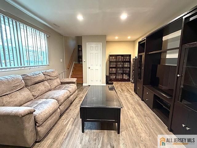 760 Magnolia Road, North Brunswick, NJ 08902