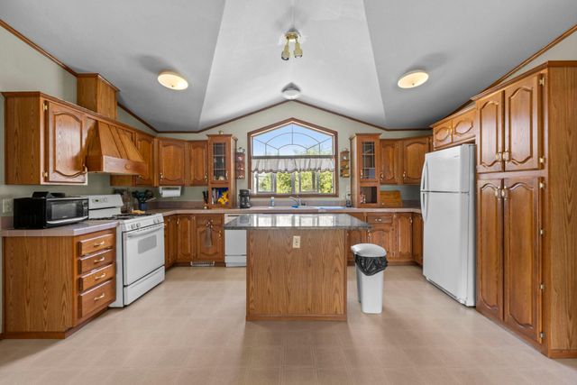641 240th Street, Osceola, WI 54020
