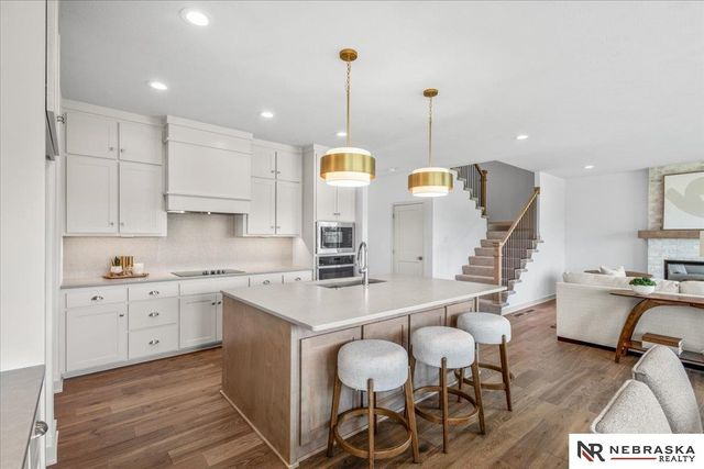 10516 S 117th Street, Papillion, NE 68046