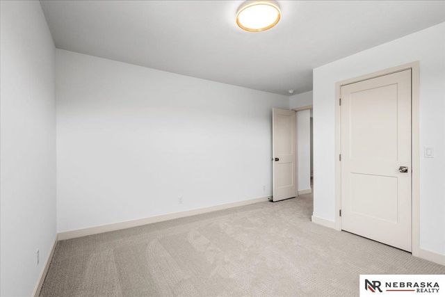 10516 S 117th Street, Papillion, NE 68046