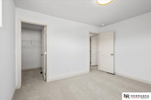 10516 S 117th Street, Papillion, NE 68046