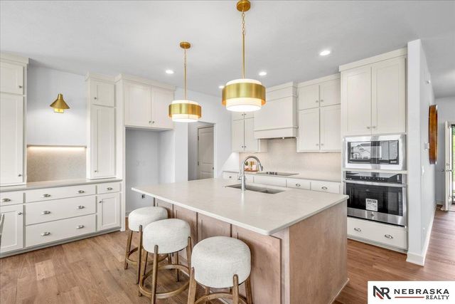 10516 S 117th Street, Papillion, NE 68046