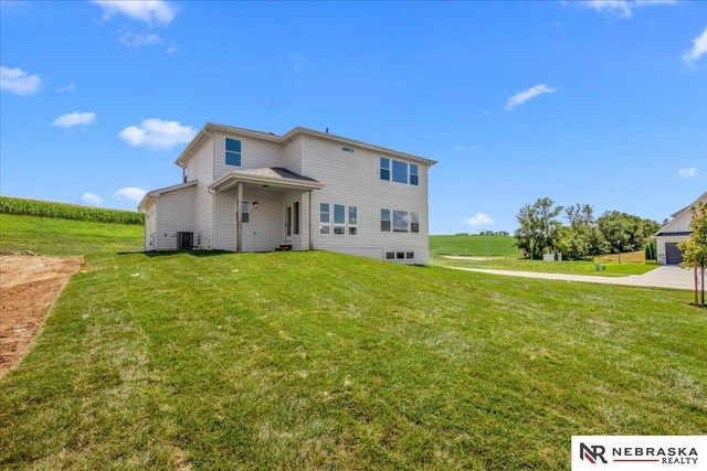 10516 S 117th Street, Papillion, NE 68046