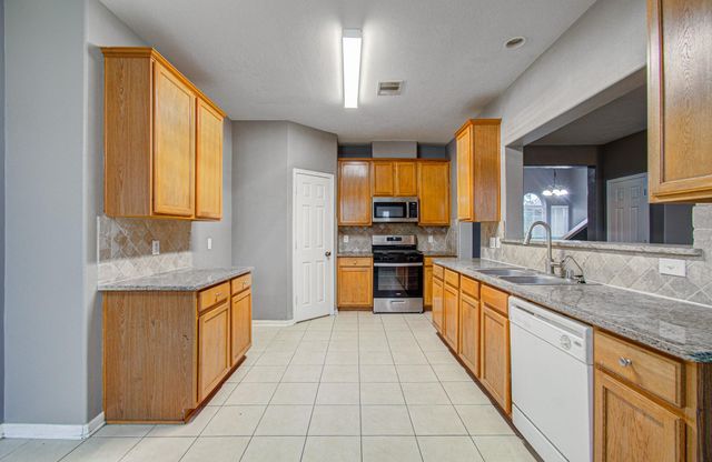 7106 Still Haven Drive, Richmond, TX 77407