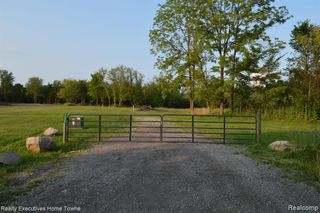 54620 Washington, Chesterfield Township, MI 48047