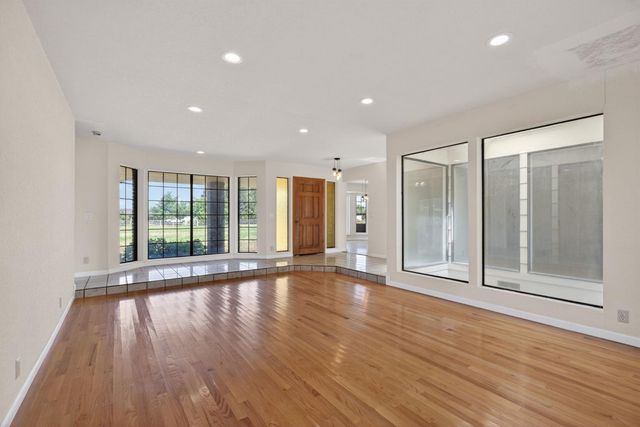 12212 Tavernor Trail Ln, Wilton, CA 95693