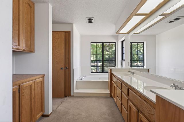 12212 Tavernor Trail Ln, Wilton, CA 95693