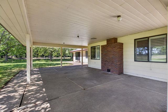 12212 Tavernor Trail Ln, Wilton, CA 95693