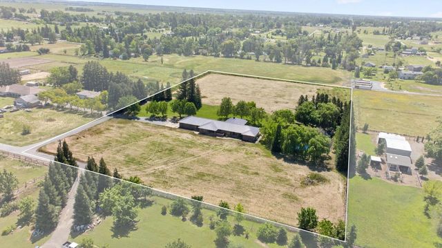 12212 Tavernor Trail Ln, Wilton, CA 95693