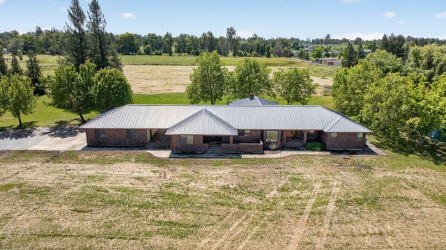 12212 Tavernor Trail Ln, Wilton, CA 95693