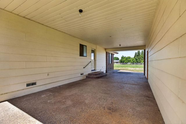 12212 Tavernor Trail Ln, Wilton, CA 95693