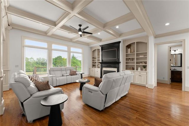 4645 Manor Drive, Gainesville, GA 30506