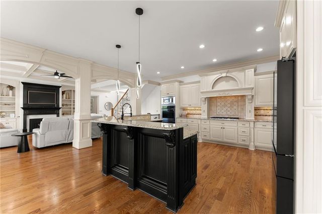 4645 Manor Drive, Gainesville, GA 30506