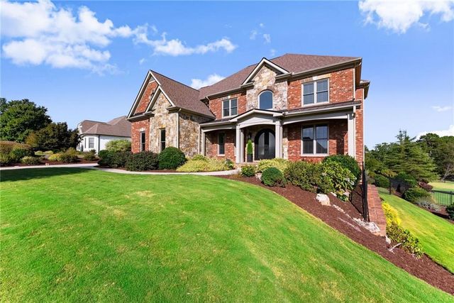 4645 Manor Drive, Gainesville, GA 30506