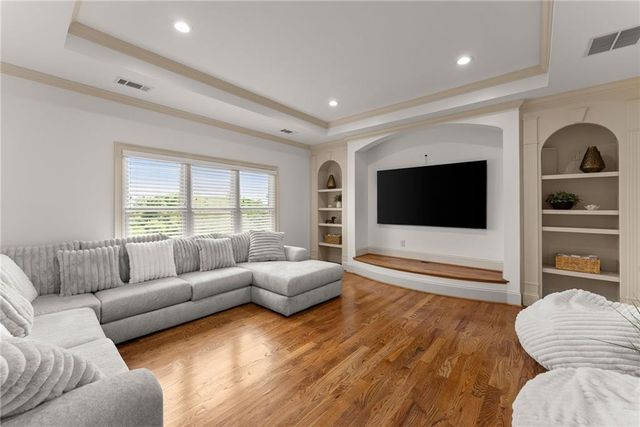 4645 Manor Drive, Gainesville, GA 30506