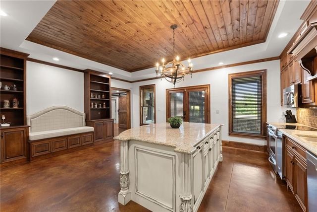 4645 Manor Drive, Gainesville, GA 30506