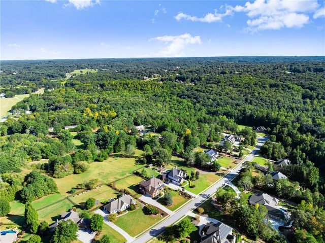 4645 Manor Drive, Gainesville, GA 30506