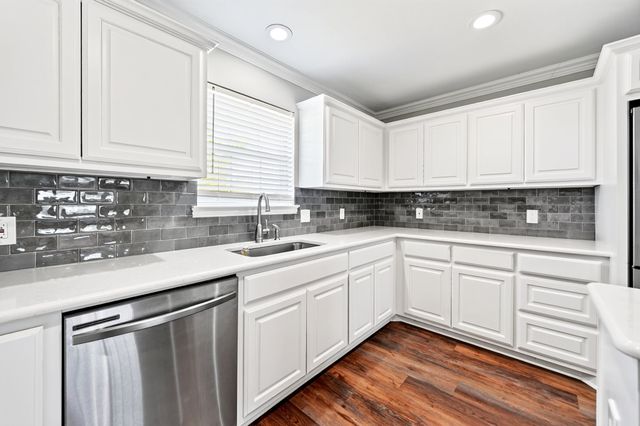 118 Haley Drive, Fate, TX 75189