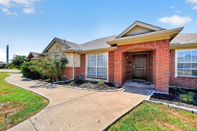 118 Haley Drive, Fate, TX 75189