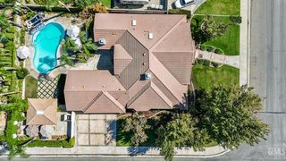 13306 Monarch Palm Avenue, Bakersfield, CA 93314