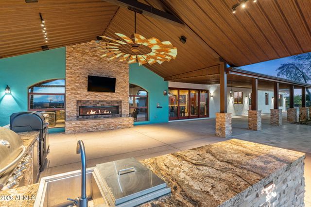 1025 Los Altos Drive, Wickenburg, AZ 85390