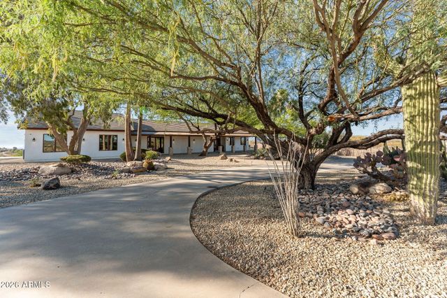 1025 Los Altos Drive, Wickenburg, AZ 85390