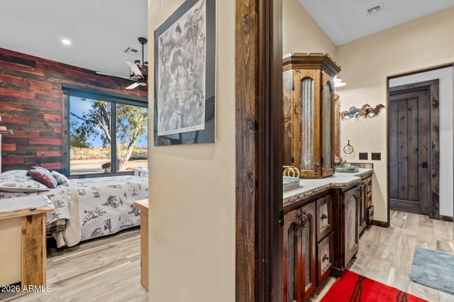 1025 Los Altos Drive, Wickenburg, AZ 85390