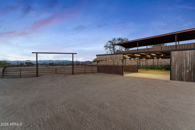 1025 Los Altos Drive, Wickenburg, AZ 85390