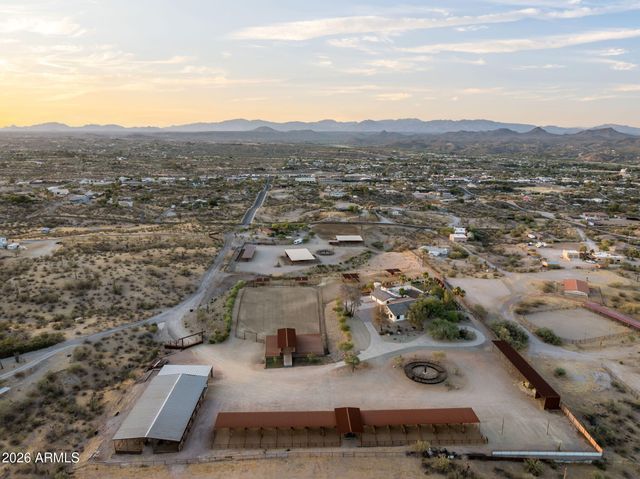 1025 Los Altos Drive, Wickenburg, AZ 85390