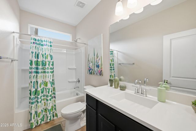 17434 W DALEY Lane, Surprise, AZ 85387