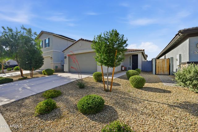 17434 W DALEY Lane, Surprise, AZ 85387
