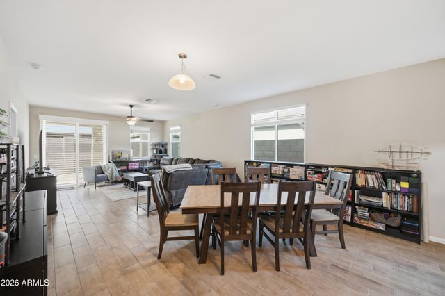 17434 W DALEY Lane, Surprise, AZ 85387