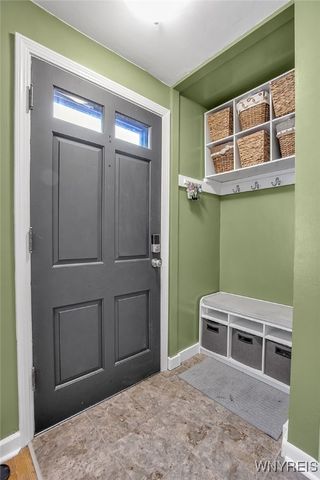 371 Potters Road, West Seneca, NY 14220